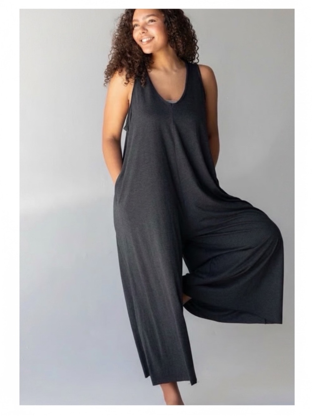 NATURAL LIFE Charcoal Gray Wide Leg Sleeveless Jumpsuit One Size Pockets Boho